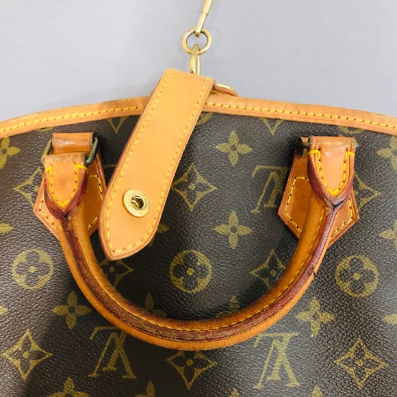 Louis Vuitton Garment Bag - Picture 3 of 8